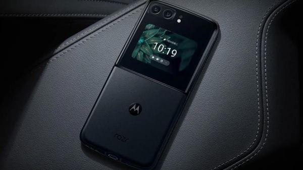 <br />
							Motorola Razr+ 2023 со сгибаемым дисплеем и Snapdragon 8+ Gen 1 протестирован в Geekbench<br />
						