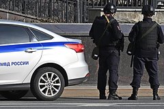 В Москве полиция оцепила территорию из-за найденной гранаты у жилого дома