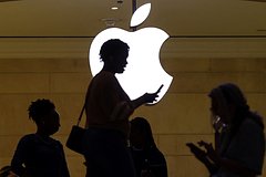 Apple уволила третьего за два месяца топ-менеджера